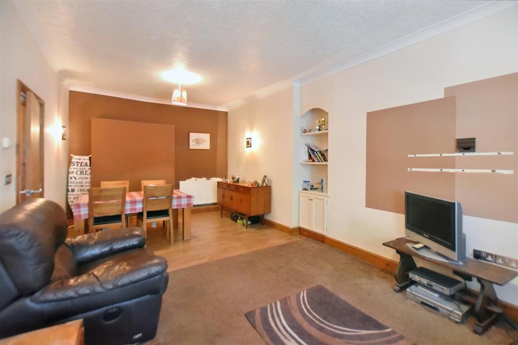 North Street, Pembroke Dock 2 bed cottage for sale £145,000