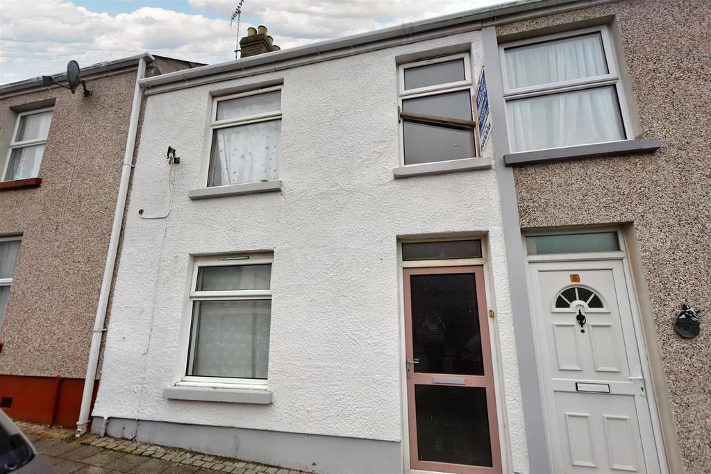 Gordon Street, Pembroke Dock 3 bed terraced house for sale £85,000