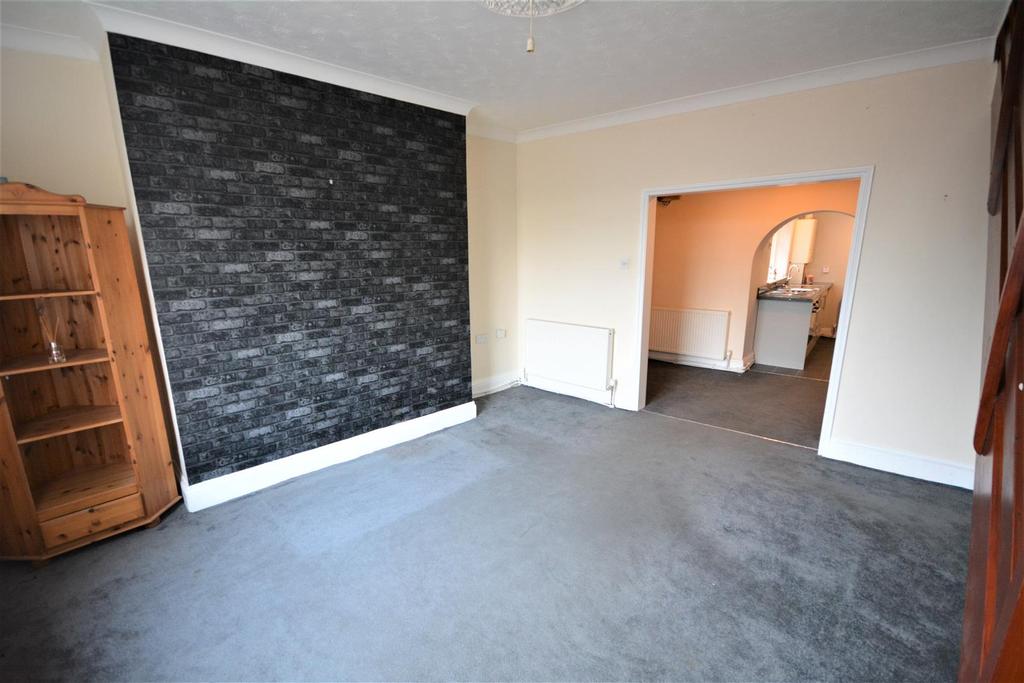 Tindale Crescent, Auckland 2 bed terraced house £55,000