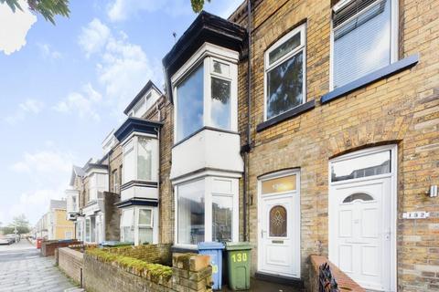 4 bedroom terraced house for sale, Prospect Road, Scarborough