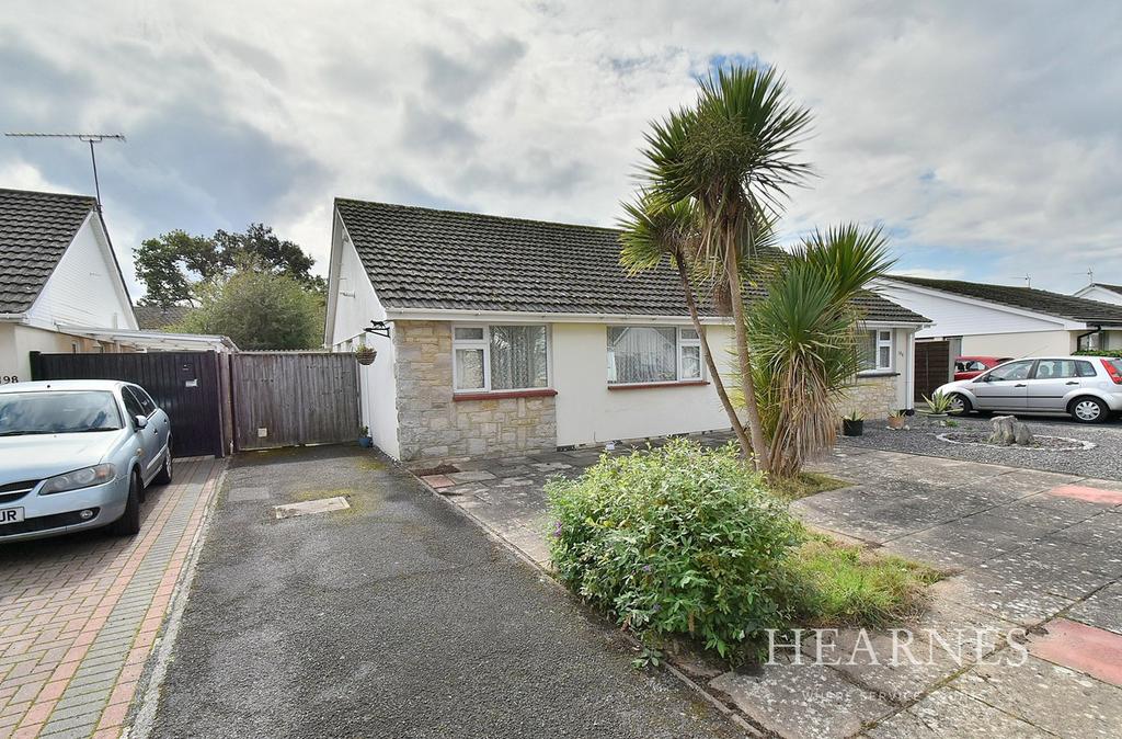Coppice Avenue, Ferndown, BH22 2 bed semidetached bungalow £315,000