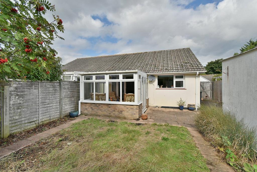 Coppice Avenue, Ferndown, BH22 2 bed semidetached bungalow for sale