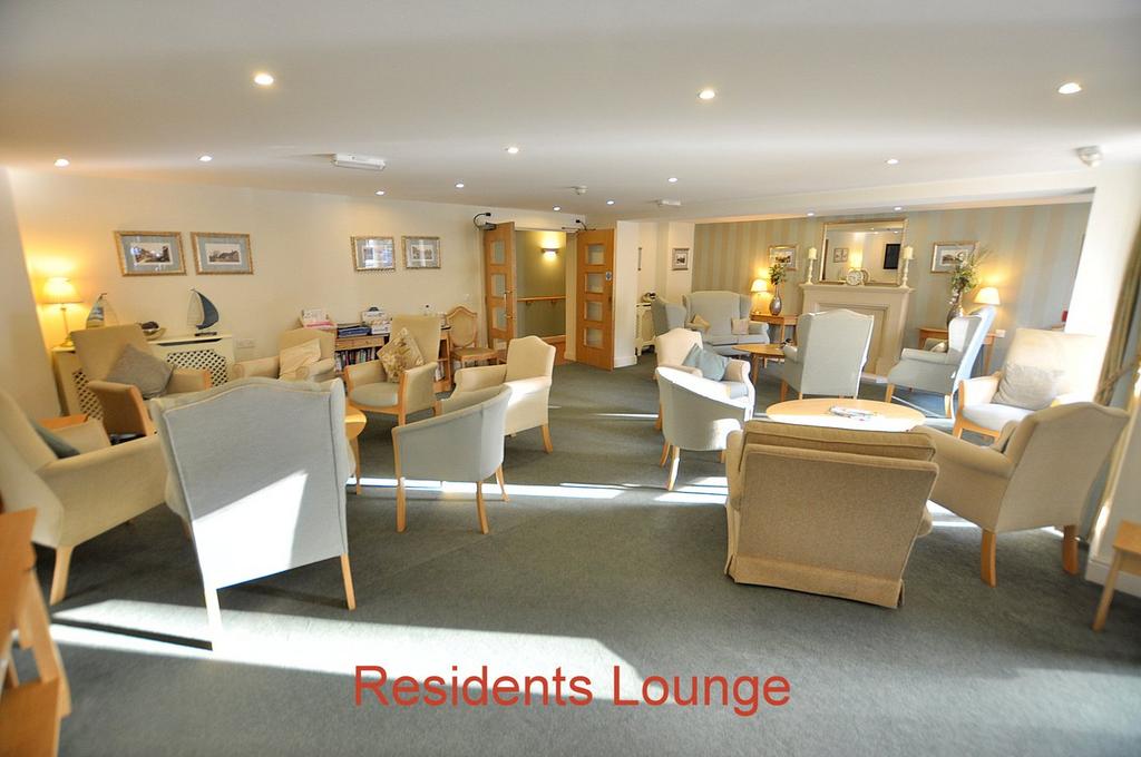 Residents lounge