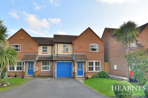 3 bedroom semi-detached house for sale, Everdene Close, Ferndown, BH22