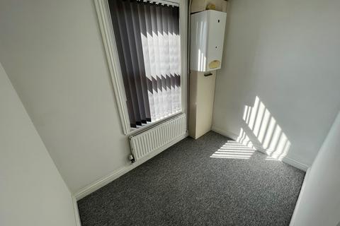 2 bedroom apartment for sale - Wimborne Road East, Ferndown, BH22