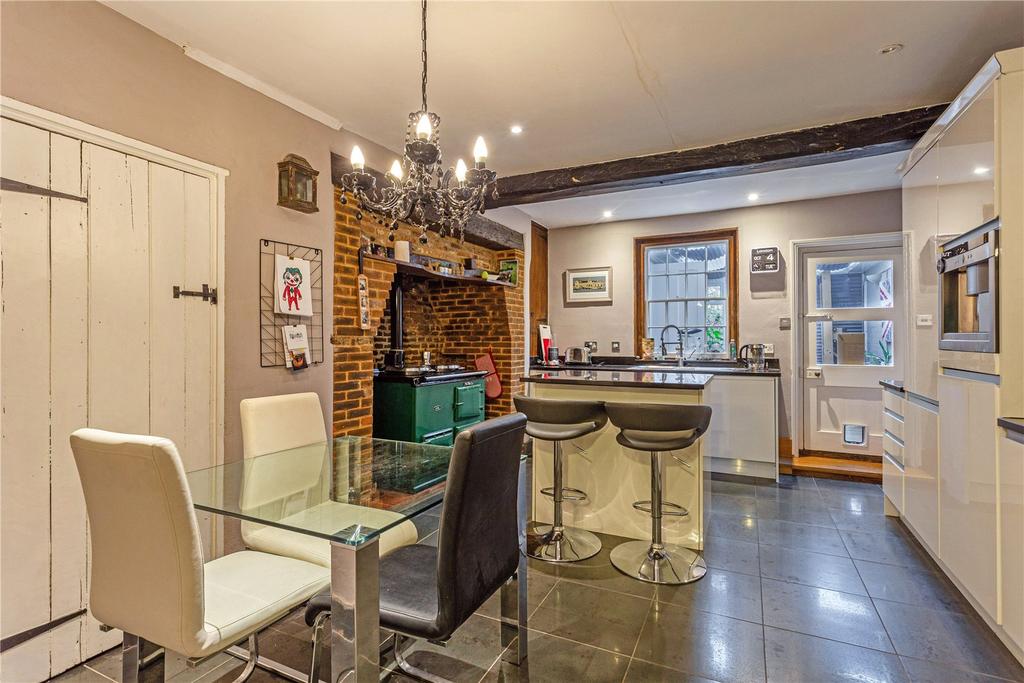Kitchen/Breakfast