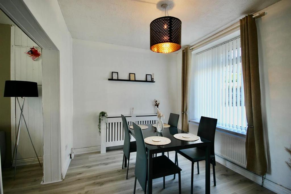 Upper North Road, Bargoed 2 bed terraced house £119,950