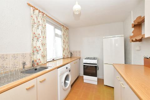 78 Bondfields Crescent, Havant, PO9 5ER