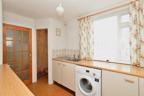 78 Bondfields Crescent, Havant, PO9 5ER