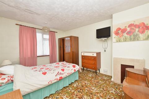 78 Bondfields Crescent, Havant, PO9 5ER