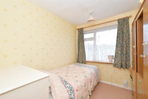 78 Bondfields Crescent, Havant, PO9 5ER