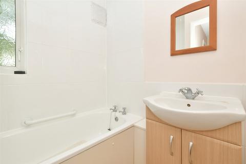 78 Bondfields Crescent, Havant, PO9 5ER