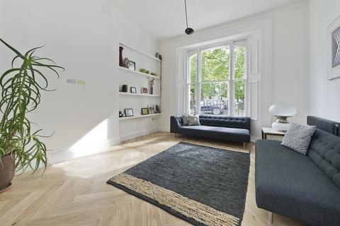 20b Westbourne Gardens, Bayswater, London, W2 5PU