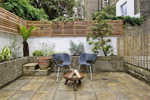 20b Westbourne Gardens, Bayswater, London, W2 5PU