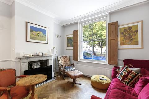 3 bedroom terraced house to rent, Quilter Street, Shoreditch, London, E2