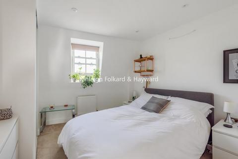 2 bedroom flat for sale, Malvern Road, Queen's Park
