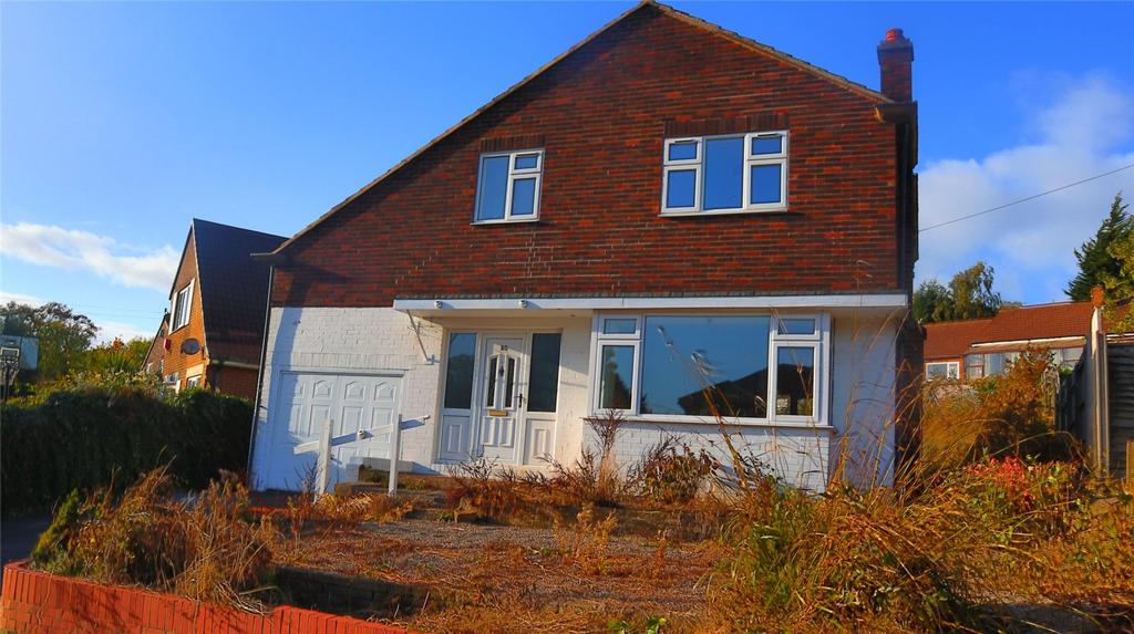 Springwood Hall Gardens, Springwood, Huddersfield, HD1 4 bed detached house £1,000 pcm (£231 pw)