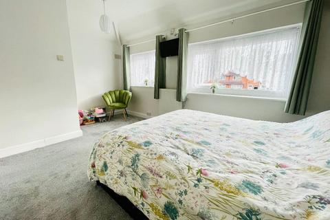 53 Amberley Road, Olton, Solihull, B92 7NP