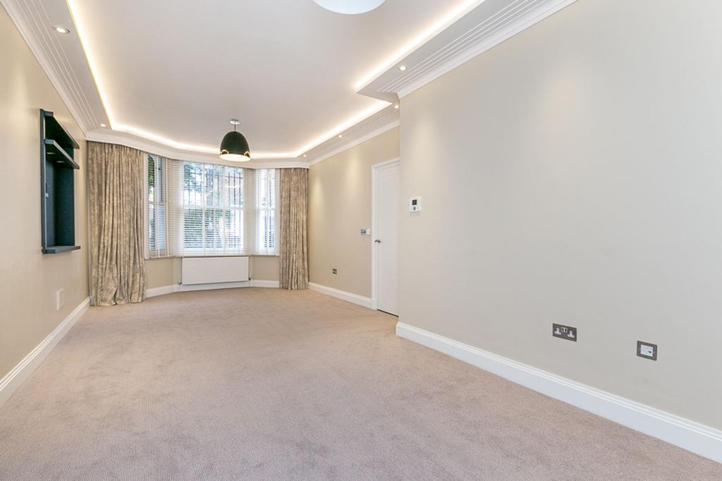 Victoria Gardens London W11 4 Bed Terraced House 6 950 Pcm 1 604 Pw Victoria Gardens London W11 4 Bed Terraced House 6 950 Pcm 1 604 Pw