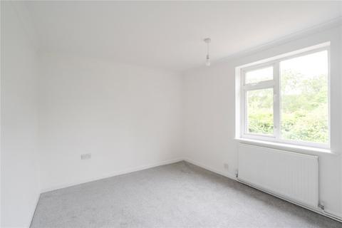 32 Beverley Close, Holton Le Clay, Grimsby, DN36 5HG