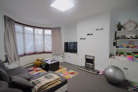 3 bedroom semi-detached house to rent, Church Drive, Harrow