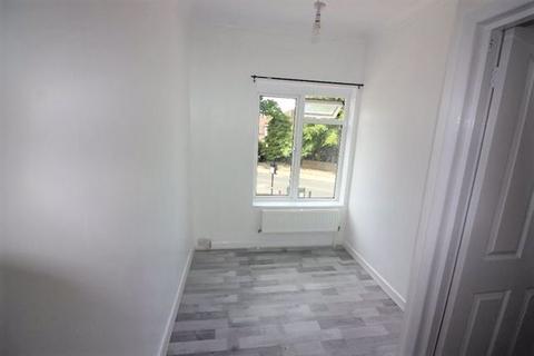 2 bedroom flat to rent, Headstone Lane, North Harrow