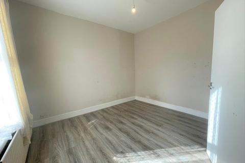 1 bedroom flat to rent, Chobham Road, Stratford