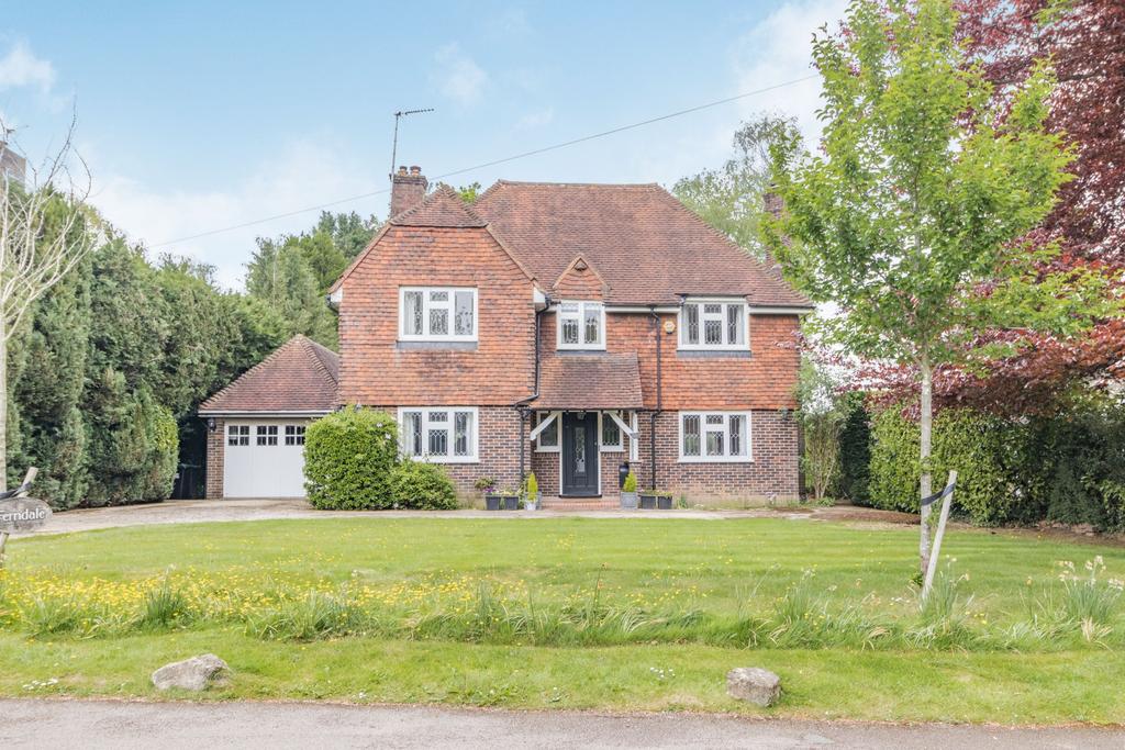 Bridle Lane, Loudwater, Rickmansworth 4 bed detached house - £1,650,000