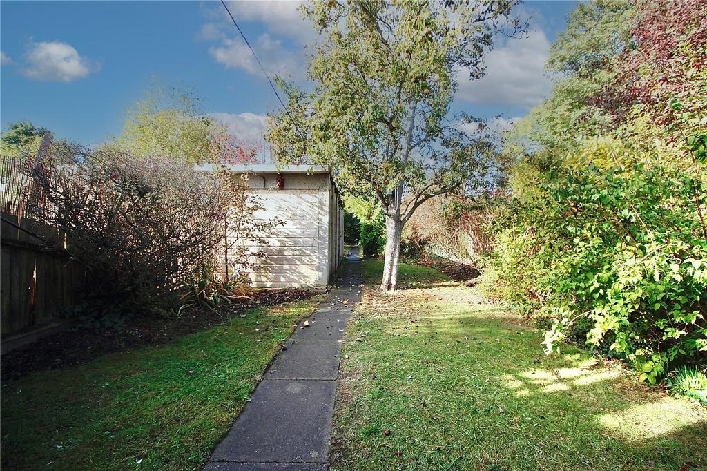 Brunswick Road, Ipswich, Suffolk, IP4 3 bed semidetached house for