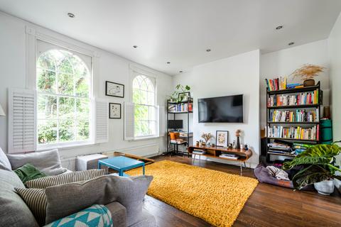130c Lansdowne Drive, London, E8 4NF