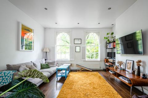 130c Lansdowne Drive, London, E8 4NF