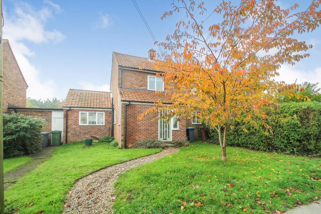Clare Avenue, Woodbridge 3 bed semidetached house for sale £350,000