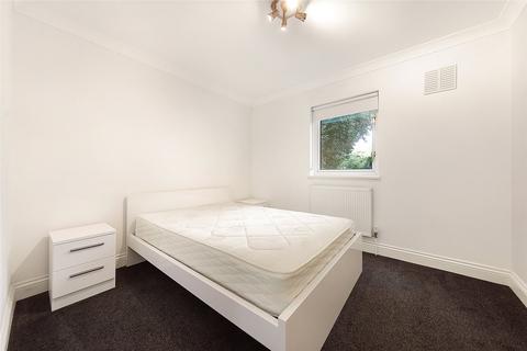 1 bedroom flat to rent, Chiswick Plaza, 31-33 Sutton Court Road, London
