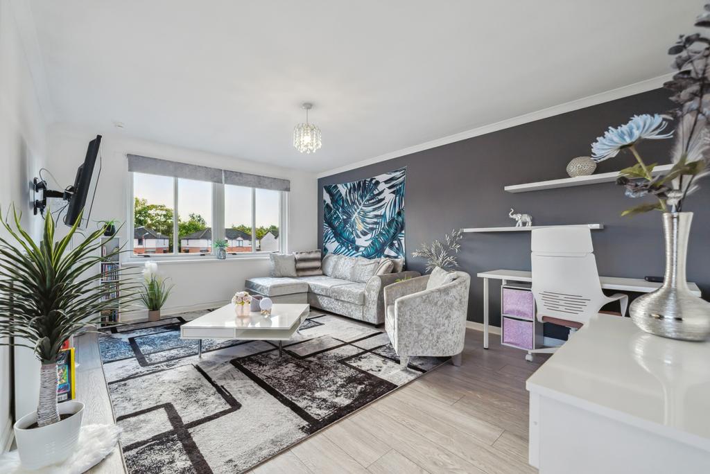 Colliers Road, Fallin, Stirling, FK7 7HU 2 bed apartment £99,995
