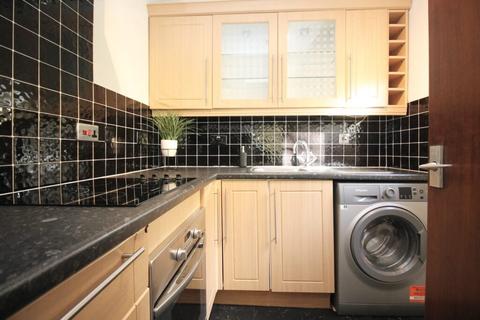 Flat 6, 704 Edgefauld Road, Glasgow, G21 4NB