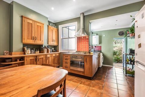 58a Waveney Avenue, London, SE15 3UE