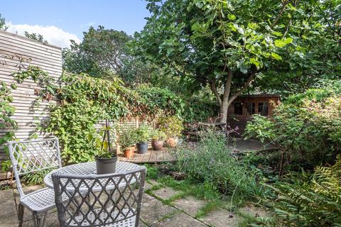 58a Waveney Avenue, London, SE15 3UE
