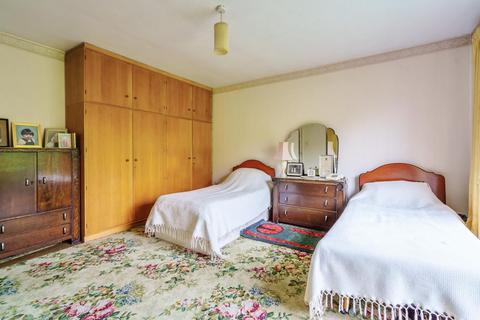 7 Barfield Road, Bromley, BR1 2HR