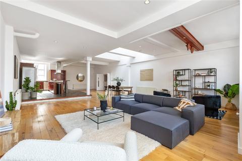 4 bedroom penthouse for sale, Shepherdess Walk, Islington, London, N1