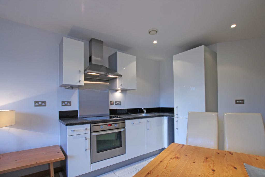 Victoria Mills, Salts Mill Road, Shipley, Bradford, BD17 1 bed flat £