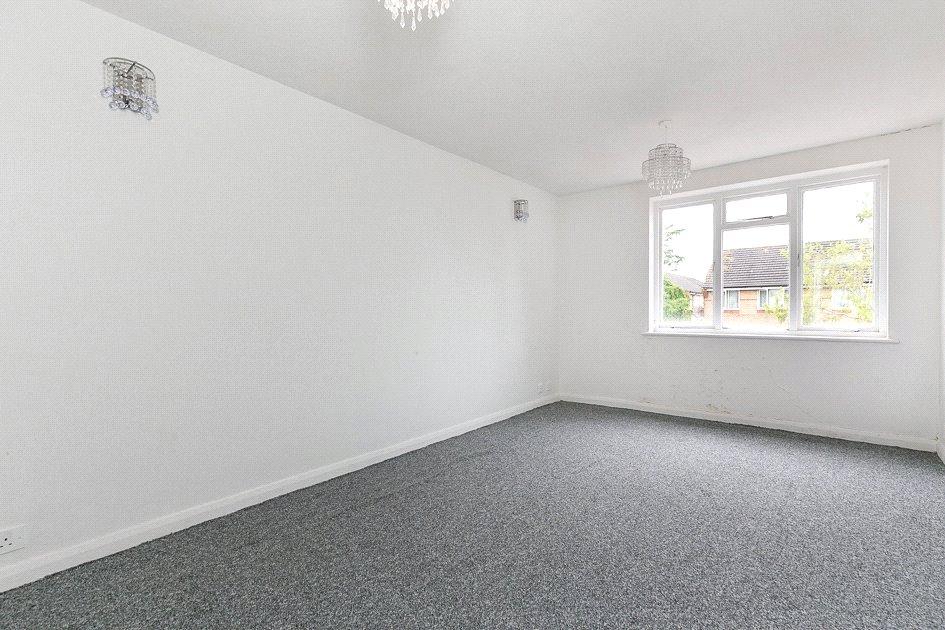 Junction Road, South Croydon, CR2 1 bed apartment £1,100 pcm (£254 pw)