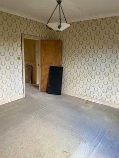19d Cumberland Park, London, W3 6SY