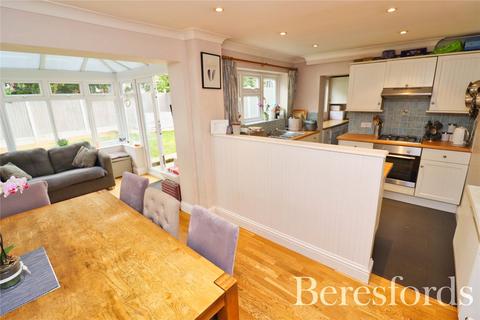 28 Glanmire, Billericay, CM11 1DU