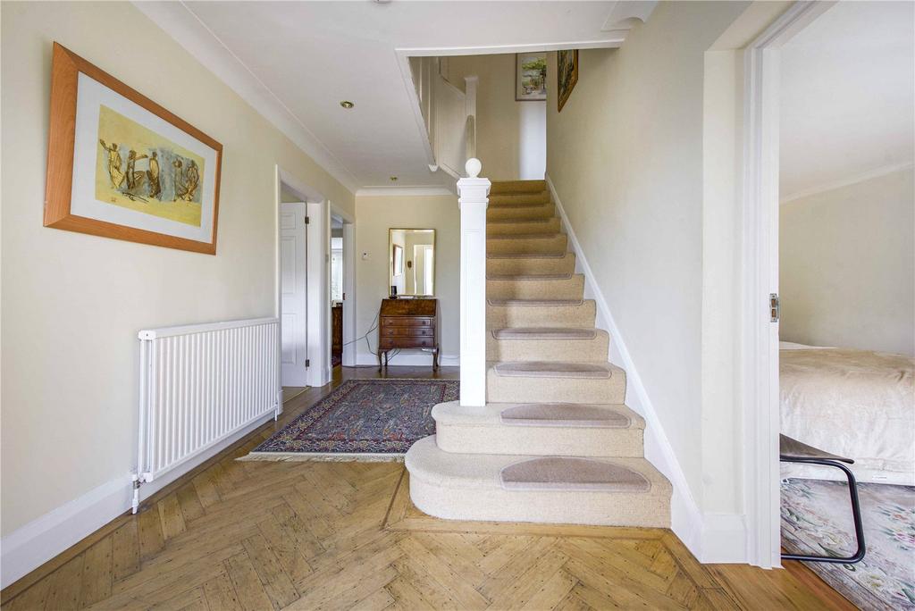 Robin Hood Way, London, SW20 4 bed detached house - £1,500,000