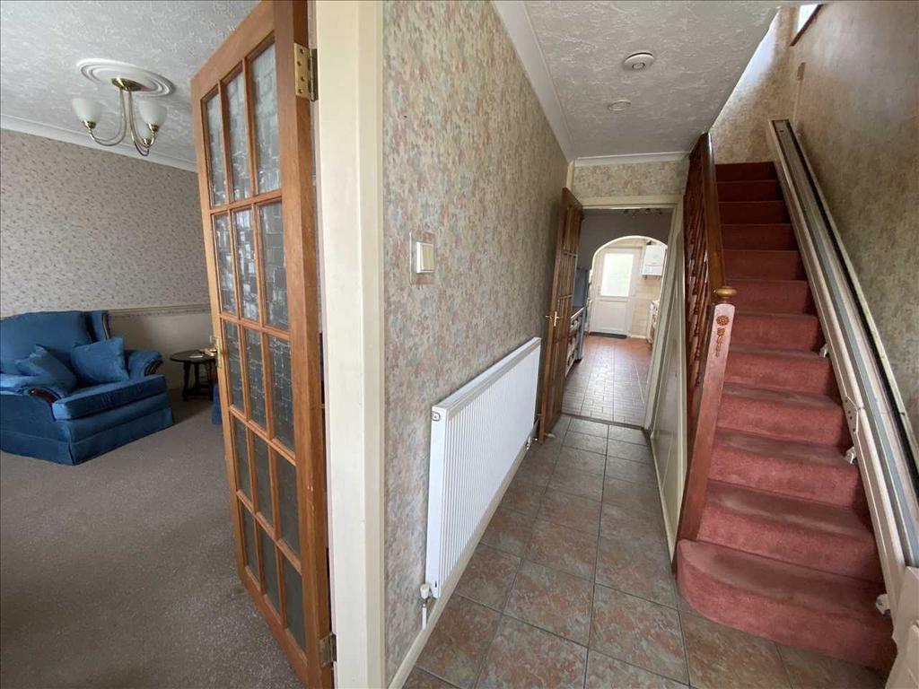 Thong Lane, Riverview Park, Gravesend 4 bed semidetached house £450,000