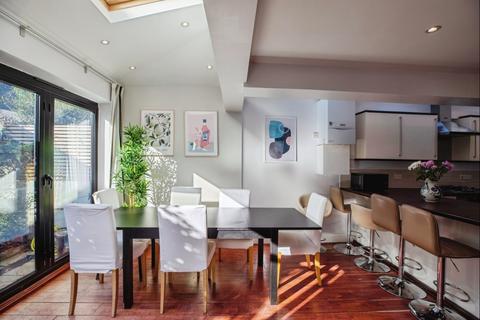 Harberson Road, Balham, London SW12