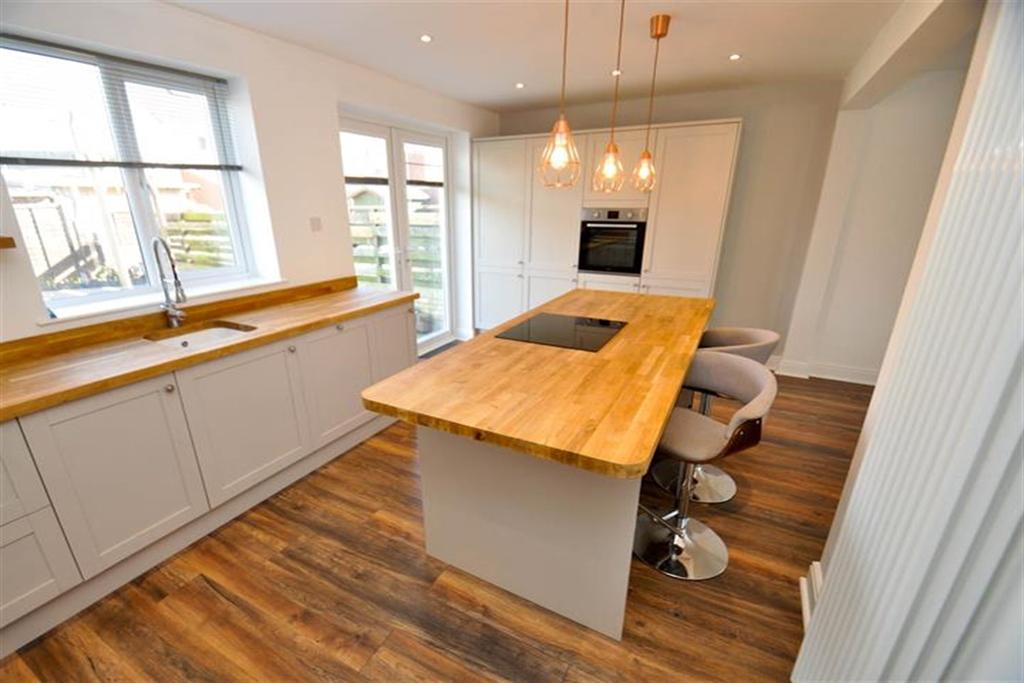 Allendale Drive, South Shields 3 bed semidetached house £1,100 pcm