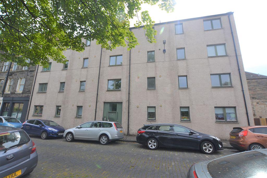 Yardheads, Edinburgh Available 24th... 2 bed flat £995 pcm (£230 pw)