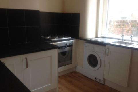 2 bedroom terraced house to rent, James Street Preston PR1 4JX