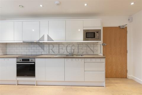 Flat 1, 1b Cricket Green, Mitcham, CR4 4LB